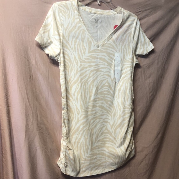 Isabel Maternity Cream and Off White TShirt, Size Small Maternity Top, Nwt - Picture 2 of 2